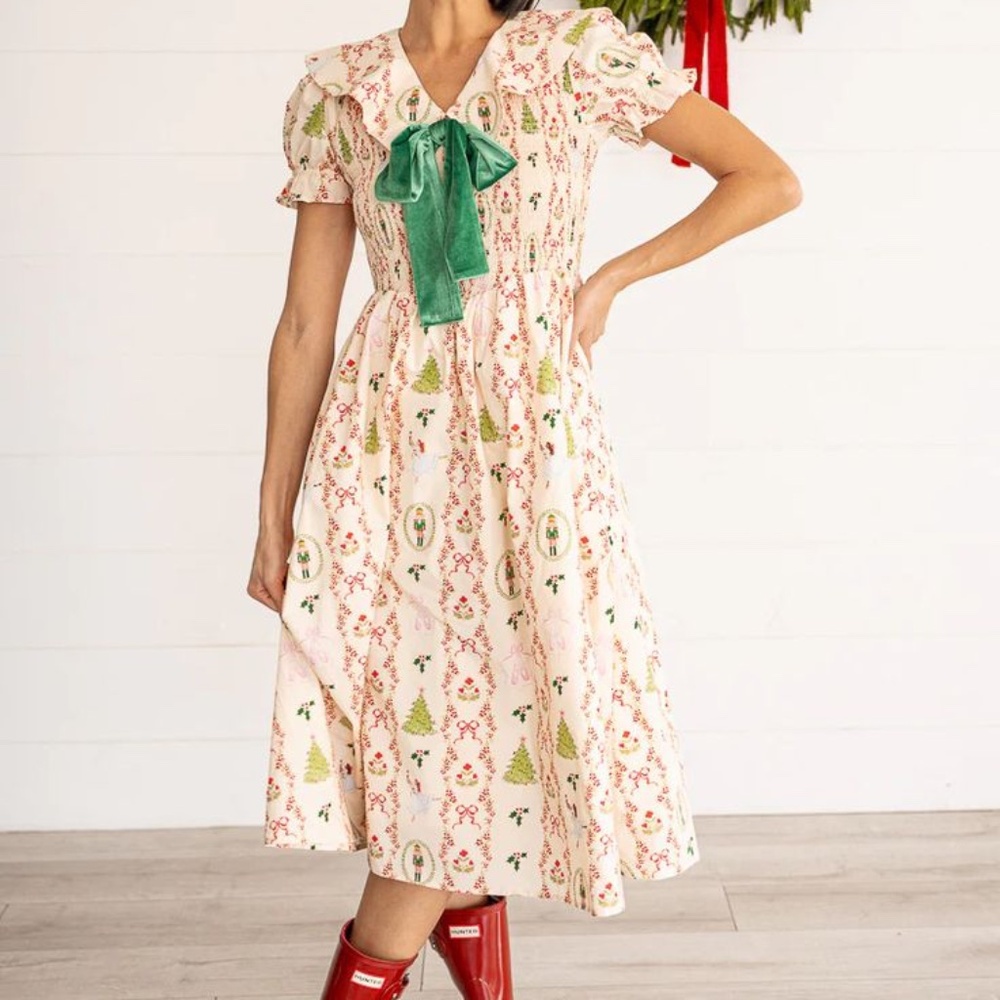 Ivy City Co Yuletide Dress Small